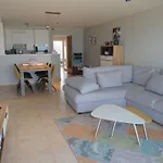 דירה Sea View Family *