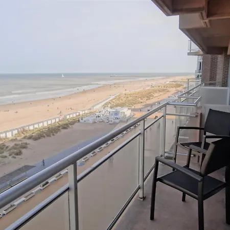 Scorpio B0704 With Frontal Sea View Apartment