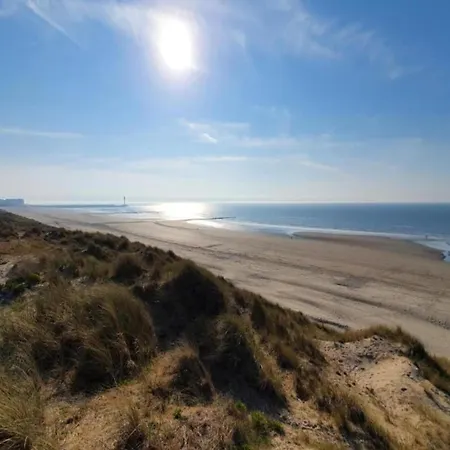 Scorpio B0704 With Frontal Sea View Apartment Nieuwpoort